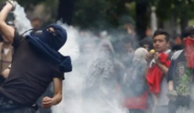 Şili’de öğrencilerin hükümeti protestosunda 25 kişi yaralandı